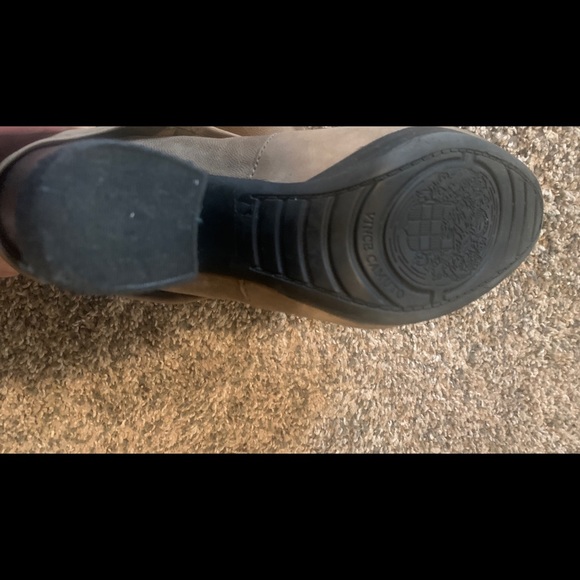 Vince Camuto Distressed Cuff boots - Picture 4 of 5